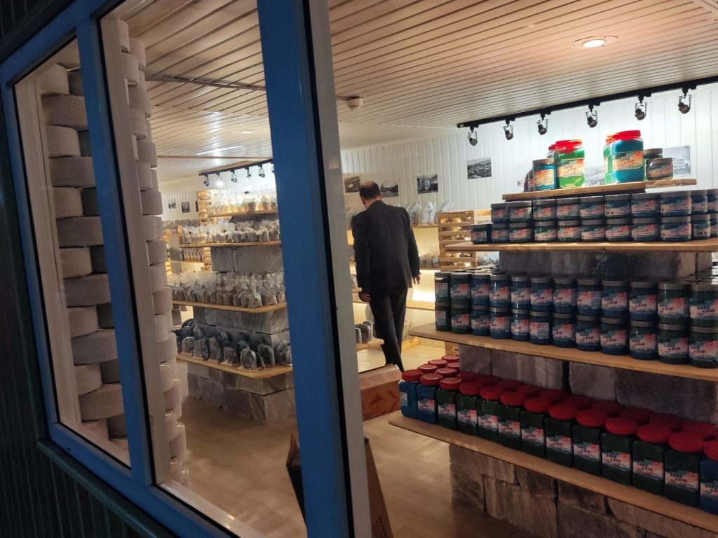 cele mai bune stores in targu ocna