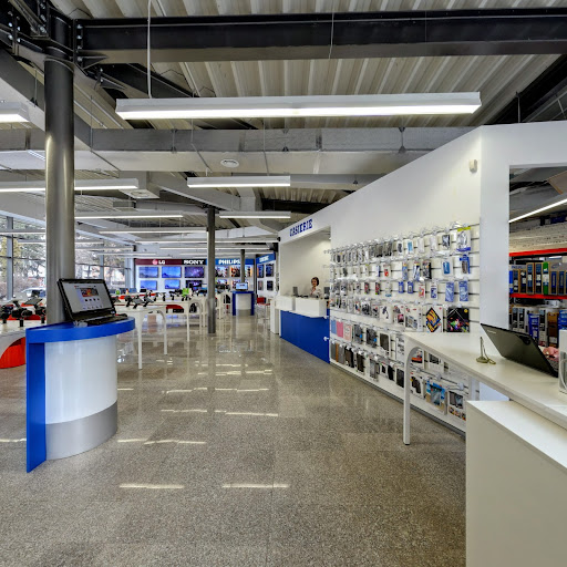 eMAG Showroom Brasov