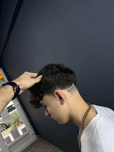 The Golden Barbershop by Mares