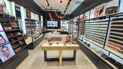 Cupio Dambovita Mall Targoviste – Magazin de Manichiura & Makeup